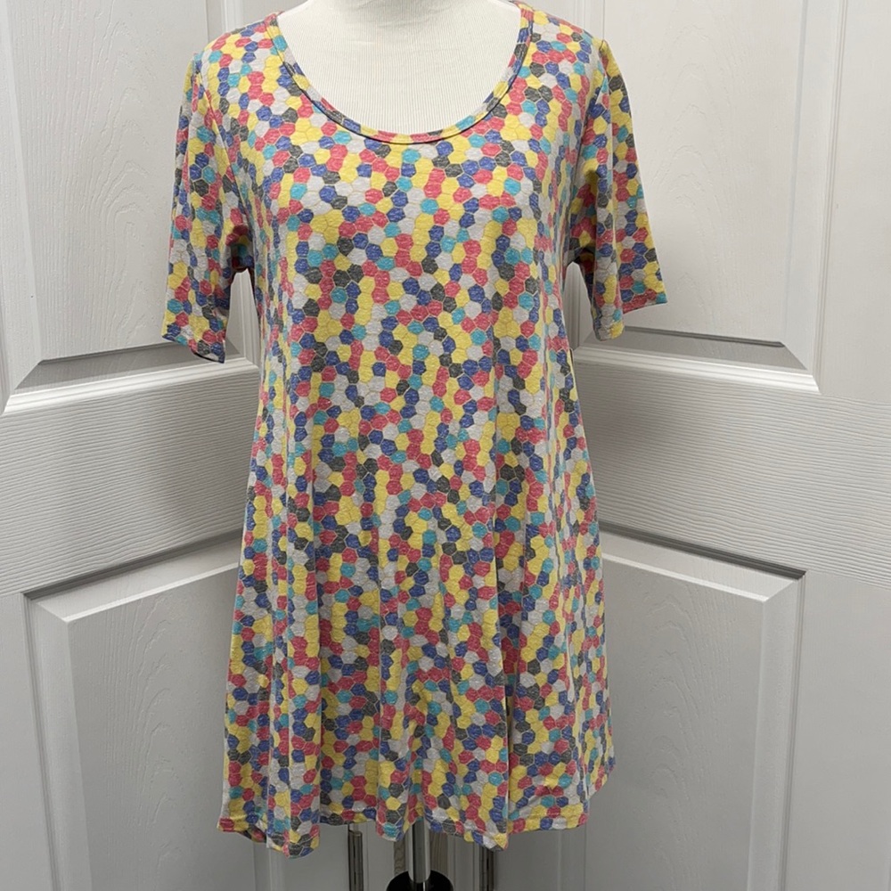 LuLaRoe New XS Multicolored Geometric Perfect T Shirt NWT